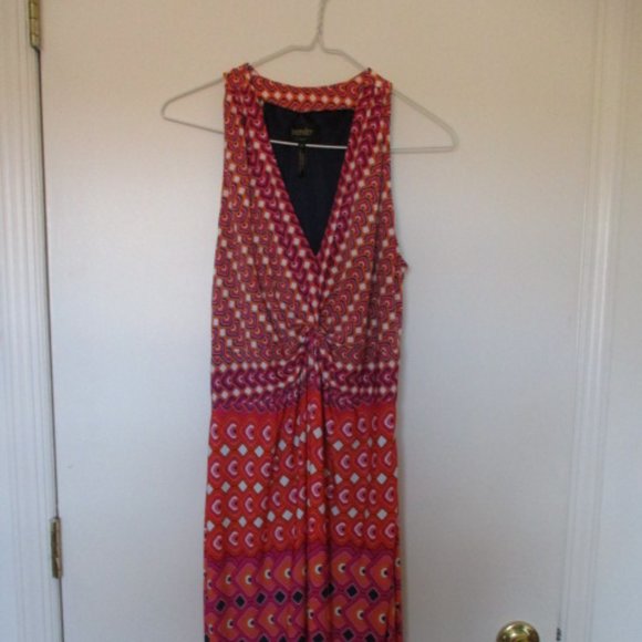 Laundry By Shelli Segal Dresses & Skirts - Laundry by Shelli Segal Geometric knot dress